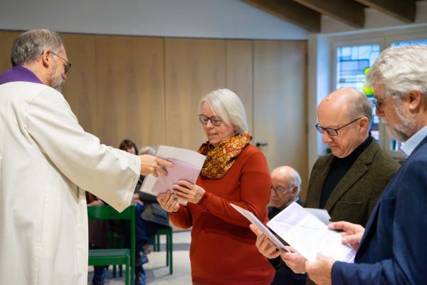 Amtseinführung des Kirchenvorstands am 1.12.2024 Amtseinführung des Kirchenvorstands am 1.12.2024