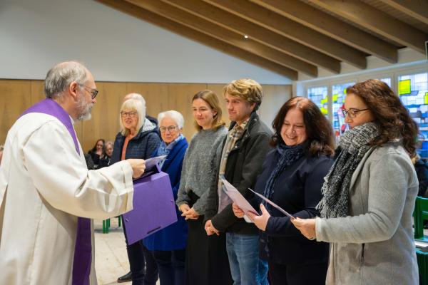 Amtseinführung des Kirchenvorstands am 1.12.2024 Amtseinführung des Kirchenvorstands am 1.12.2024