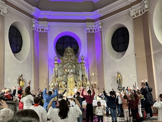 Familiengottesdienst am 3. Advent - Vater unser Familiengottesdienst am 3. Advent - Vater unser