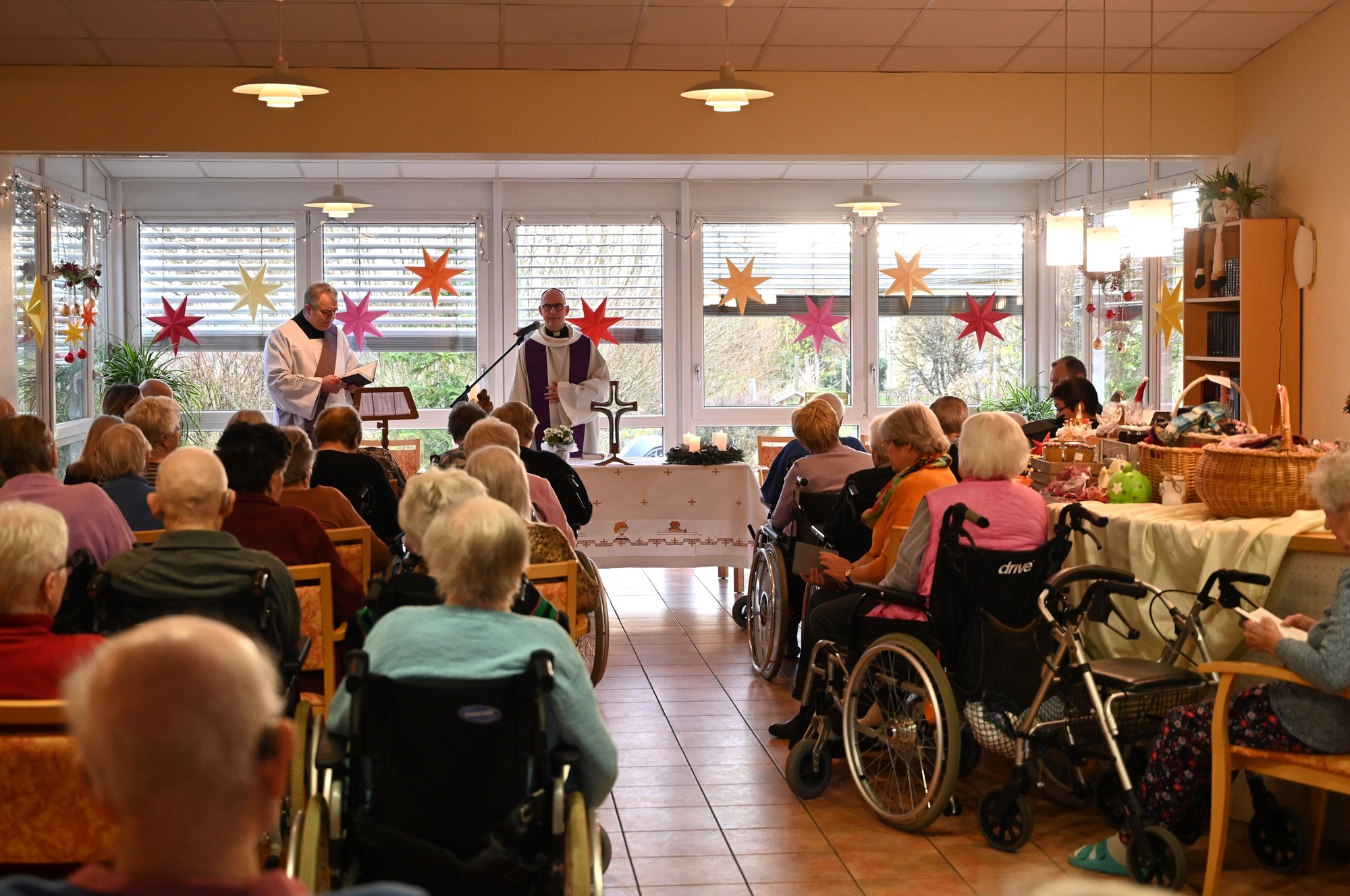 Adventsbesuch Bischof St. Helena