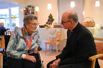 Adventsbesuch Bischof St. Helena