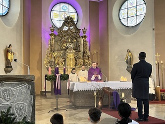 Kahl, 2. Advent - Neuer Lektor: Dr. Koffi Tassou