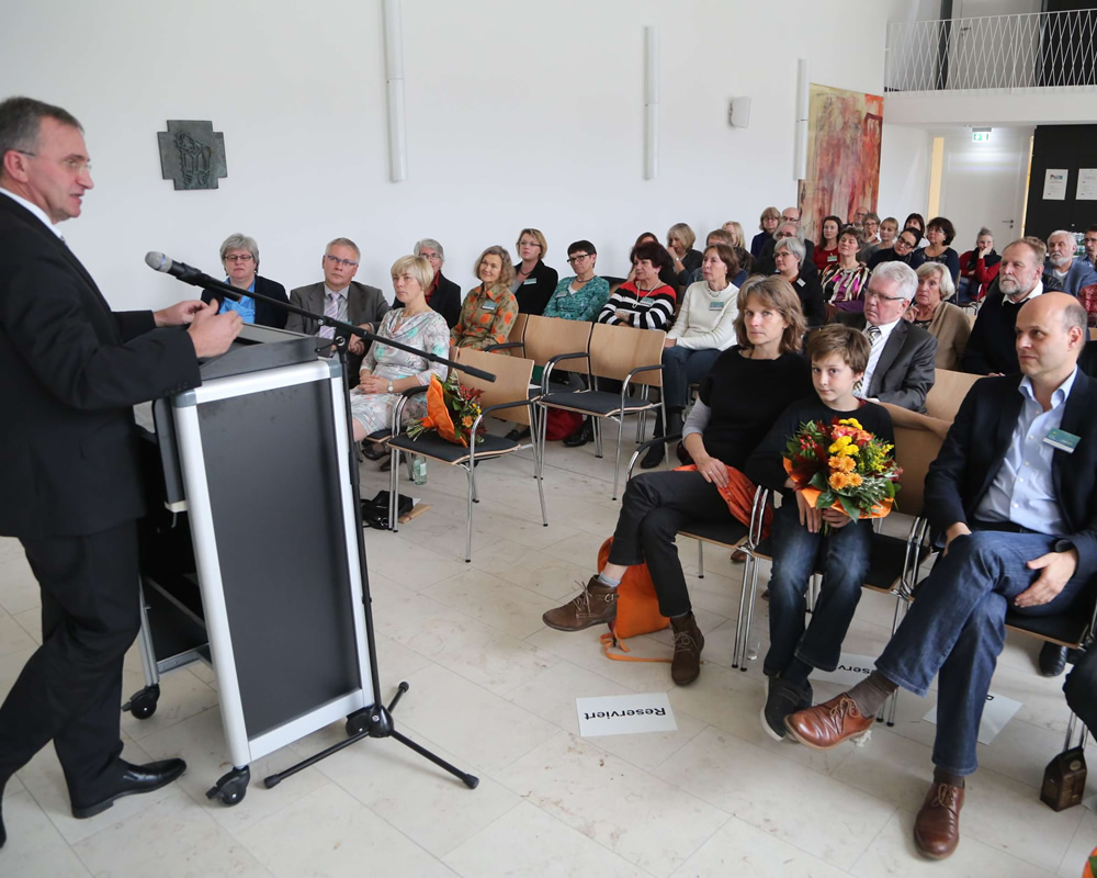 Nachrichten_Klaus Schmalzl