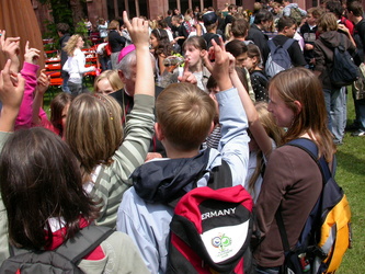 KIRCHLICHER--SCHULEN--SCHÜLERGOTTESDIENST