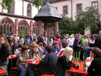 KIRCHLICHER--SCHULEN--SCHÜLERGOTTESDIENST