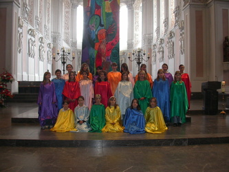 KIRCHLICHER--SCHULEN--SCHÜLERGOTTESDIENST